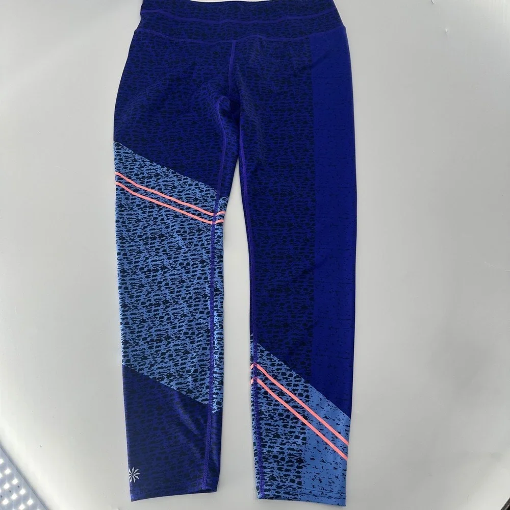 Athleta Women's Blue Animal Print Leggings with Pink Stripes - Size M - Picture 8 of 10